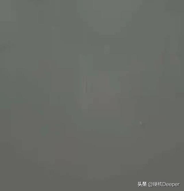 清华大学宿舍着火！学生湿毛巾捂嘴死里逃生，呛烟伤害有多可怕？