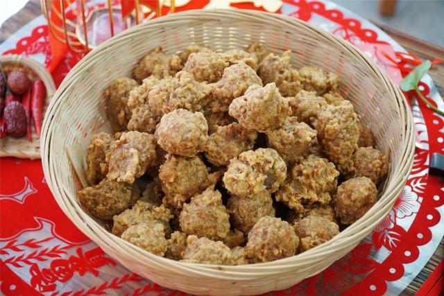 ���¶�ʮ��ը���ӣ���2���ϣ����2�������������ִ࣬����Ҳ��Ӳ