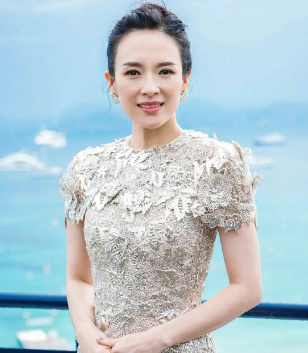 演员章子怡：被父母强烈反对嫁给三婚汪峰，如今这场博弈赌赢了