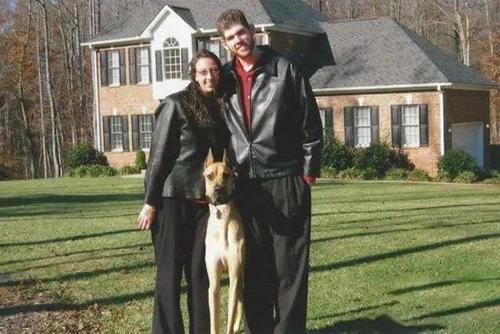 1983年，那个出生就14.5斤，轰动全美的巨婴，如今过得怎么样？