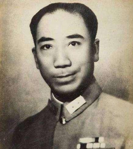 49年毛人凤列出暗杀名单，蒋介石亲笔添上三人：你还有菩萨心肠？