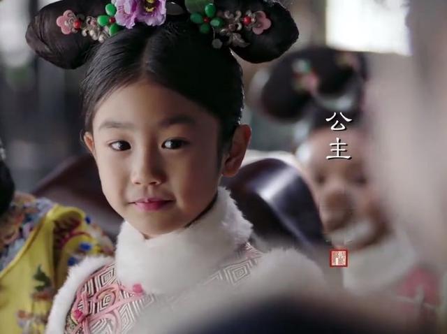 清末第一美人究竟有多美？黑白照难掩天生丽质，却被慈禧误了一生