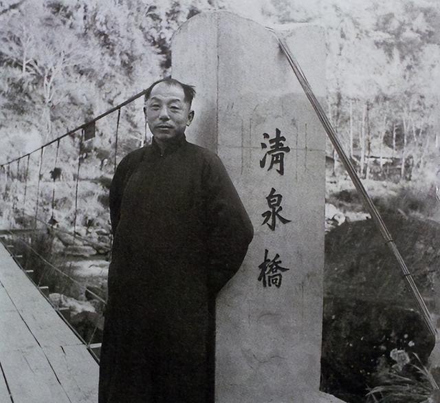 2001年张学良逝世，老管家透露俩数字，人们才知道少帅有多难