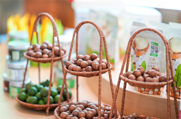 【早安雲南·滇味】看！“洋果子”也要旅居雲南 - 