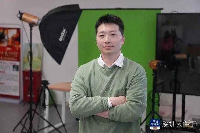 “00後”畢業生賣拖鞋年入350萬？網友：還招人嗎？ - 