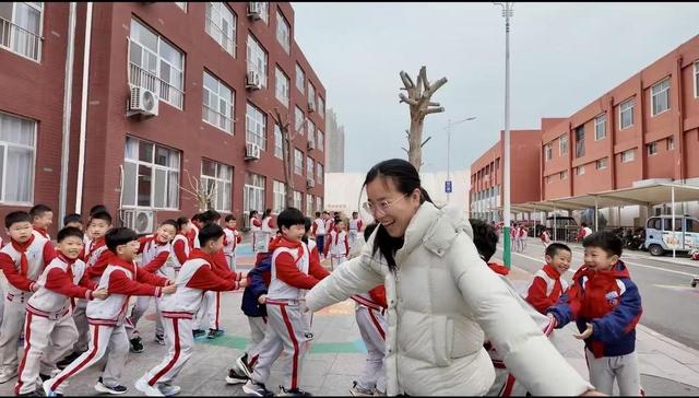 從“小胖墩”到“追風少年”：濱城二小的“體質躍升”密碼 - 