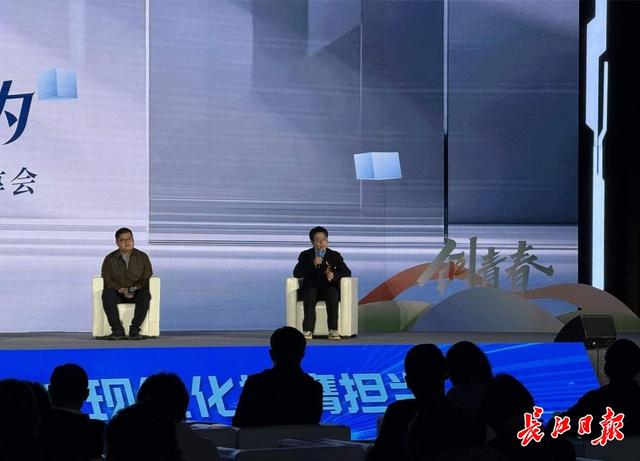 華引芯孫雷蒙：在光谷落地七年，“我們不是一個人在戰鬥”