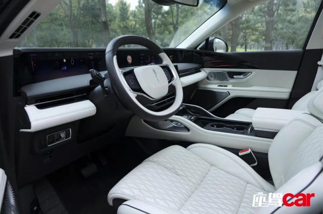 極致的 “舒服”駕乘體驗——林肯航海家 | CAR REVIEWS - 