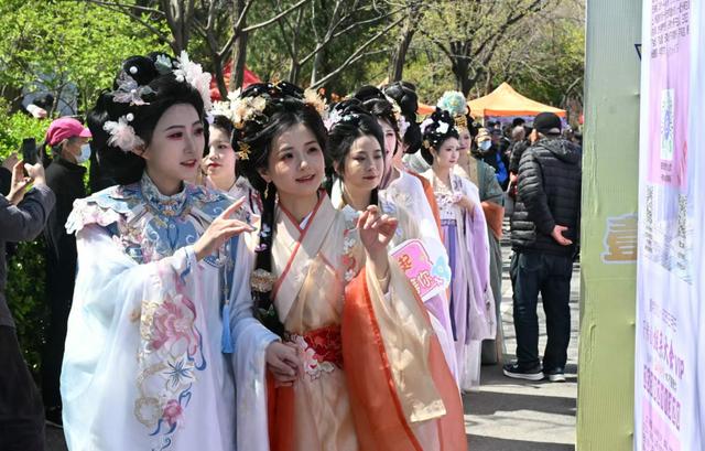 我們在這裡相遇|2020年相親會遇到了我媳婦，當上了幸福老爸 - 