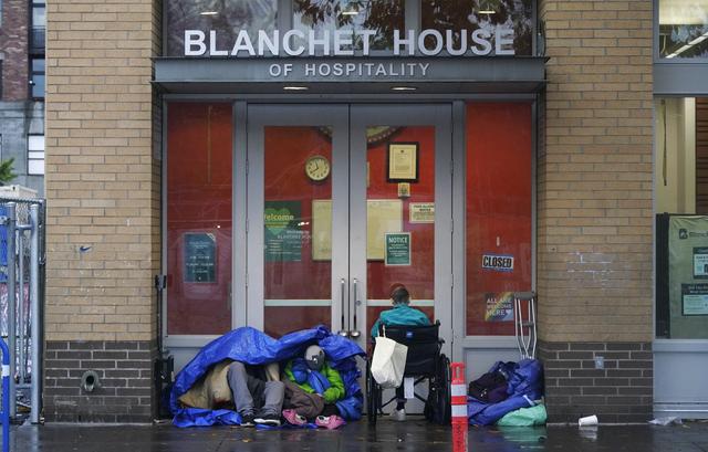 深秋寒意中的清晨 - 