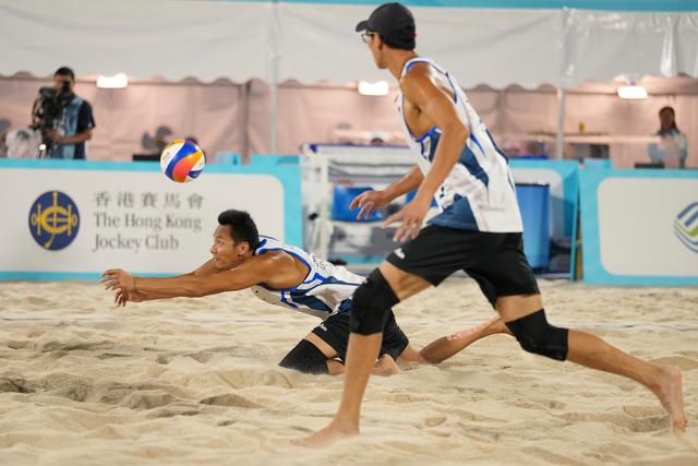 全運會丨沙灘排球——男子決賽：江蘇隊組合吳佳欣/周朝威奪冠 - 