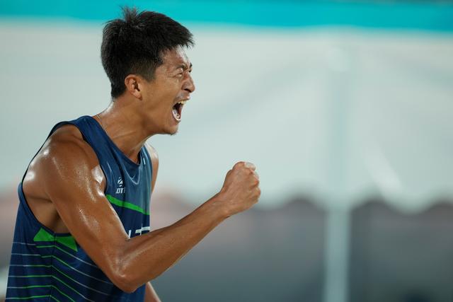 全運會丨沙灘排球——男子決賽：江蘇隊組合吳佳欣/周朝威奪冠 - 