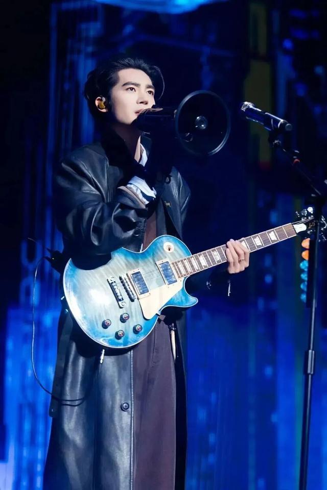 這陣容真的頂！成都演唱會太火了 - 