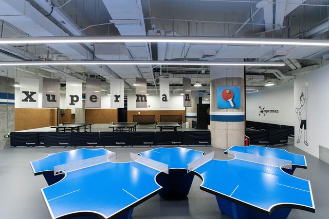 當法國先鋒藝術遇上人民藝術家：Xuperman演繹“藝術乒乓” - 