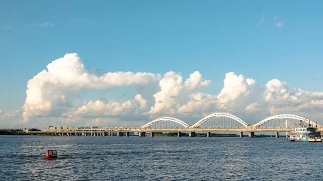 全網刷屏！全國人大代表的“東北嗑”，小編來給你“中譯中”→ - 