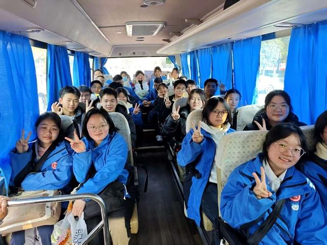 蓬溪縣：監督有溫度　發展有力度