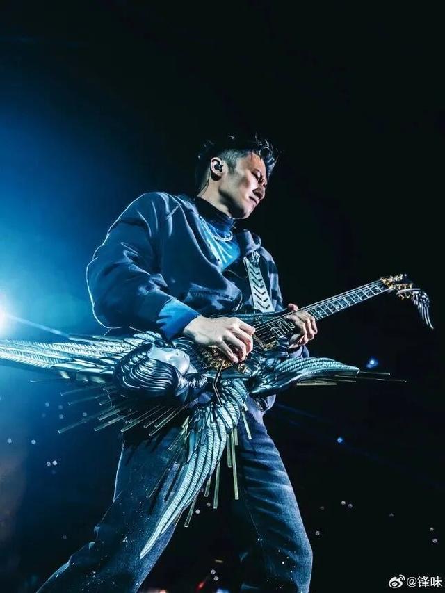 這陣容真的頂！成都演唱會太火了 - 