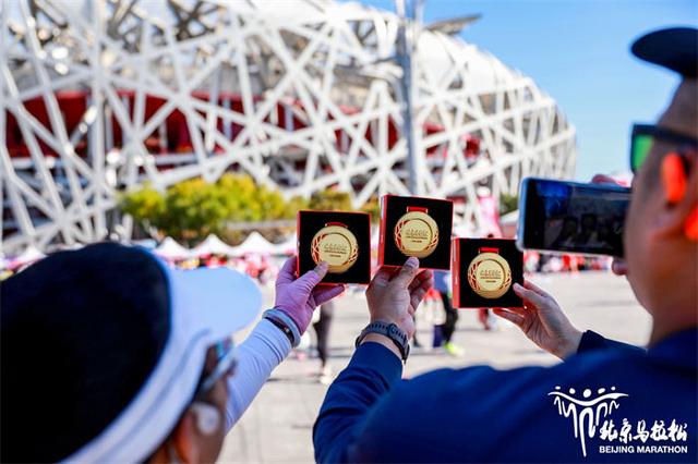 4700人“破三”創造世界第二佳績 北馬精細化服務功不可沒 - 