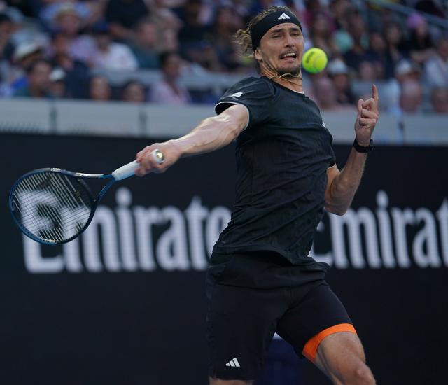 （體育）網球——澳網：茲韋列夫晉級男單第四輪 - 