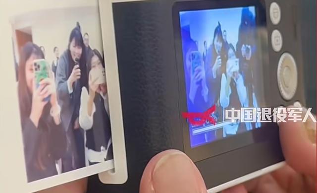 94歲戰地記者，收到了一份特殊禮物...... - 