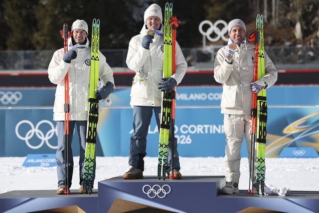 冬奧會 | 挪威選手包攬冬季兩項男子15公里集體出發冠亞軍 - 