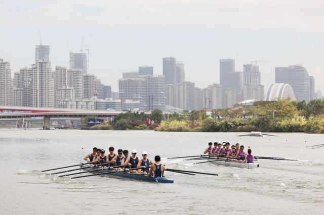 激情開賽！25支全球名校賽艇隊競逐橫琴天沐河 - 