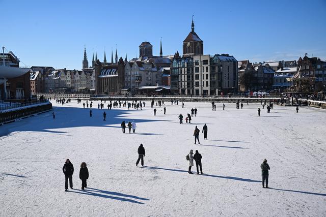 （外代二線）波蘭格但斯克：結冰的摩特拉瓦河 - 