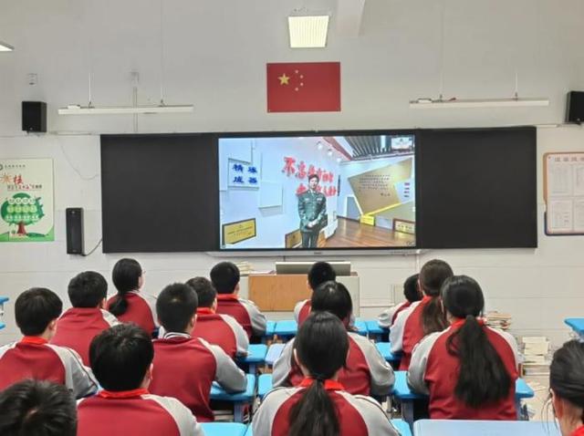 全環境立德樹人 | 追“鋒”少年在行動——濱城區中小學學雷鋒主題活動精彩紛呈 - 