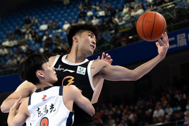 （體育）籃球——CBA俱樂部杯賽：廣東東陽光勝合肥狂風 - 