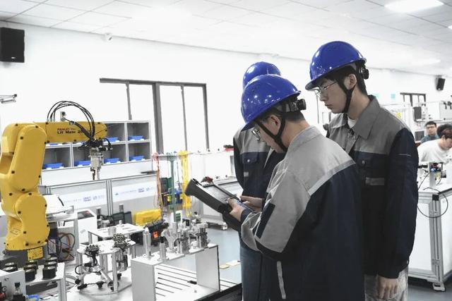 嘉定唯一！這所學校緣何能上榜“2025年市級高技能人才培養基地”？ - 