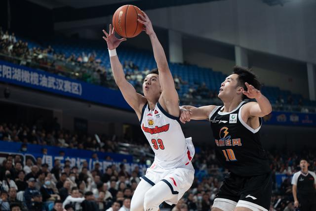 （體育）籃球——CBA俱樂部杯賽：廣東東陽光勝合肥狂風 - 