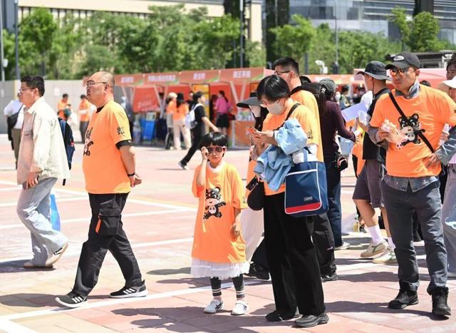 從一場球賽，看“周末經濟”的興起 - 