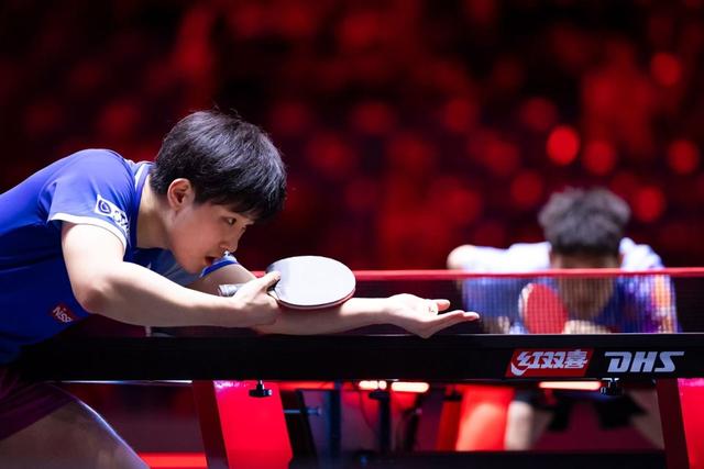 WTT新加坡大滿貫｜國乒六男八女晉級單打次輪，陳俊菘憾負張本智和頗為可惜 - 