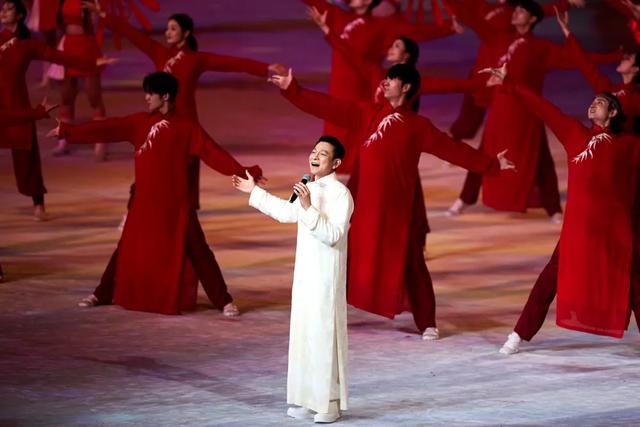 劉德華壓軸，今晚演員陣容公布