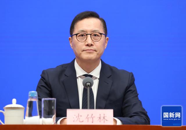 國家發改委副主任：在這裡也做個廣告 - 