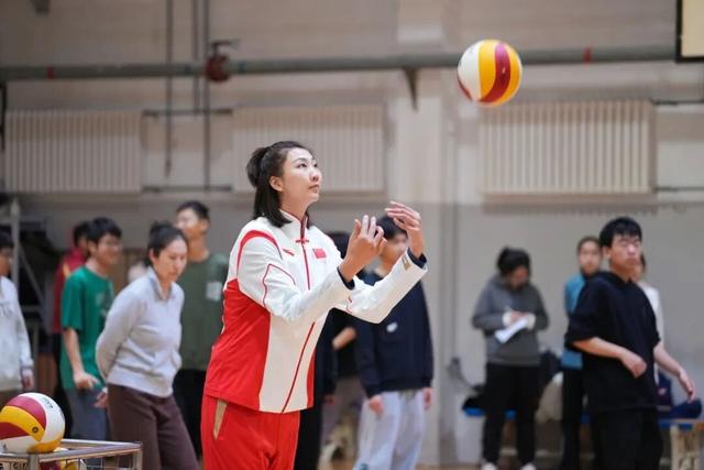 前中國女排隊長袁心玥，有新身份