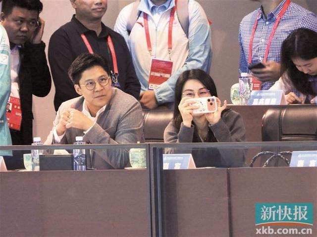 創造歷史！何詩蓓斬獲香港隊全運會游泳首金 - 