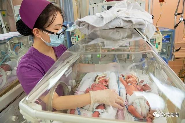 世界早产儿日不用怕，早到的天使