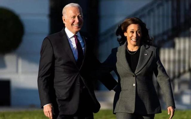 新闻8点见│国家反垄断局正式挂牌，互联网反垄断新时代来临？