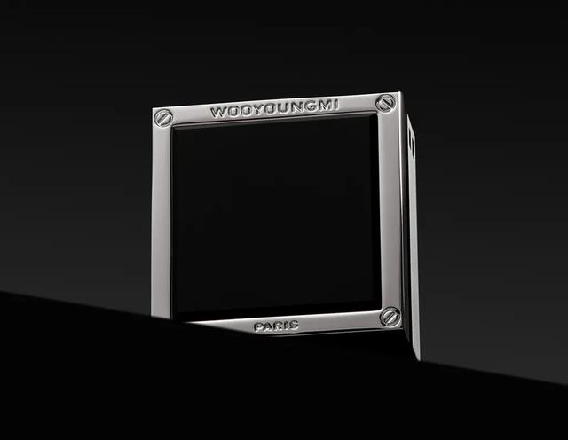 三星推Wooyoungmi限量版Galaxy Watch 4和Galaxy Buds 2