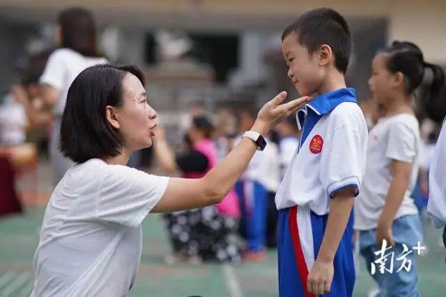 免中介个人自助卖房！深圳官方新系统上线 | 早安广东