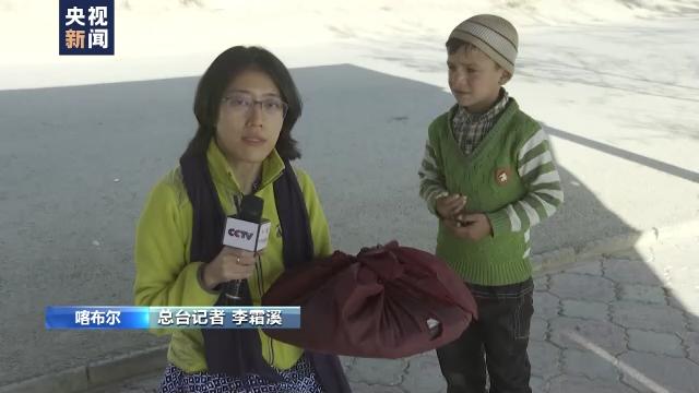 全世界数百万儿童营养不良 8岁孩子街头打工