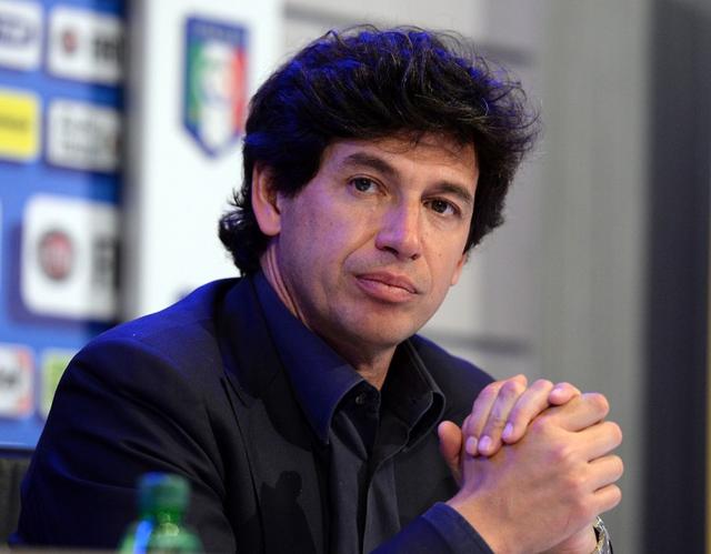 阿爾貝蒂尼：加盟巴薩時我不認識梅西，他卻說是我偉大米蘭的中場