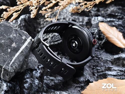 智能私教为跑者而生，华为WATCH GT Runner图赏