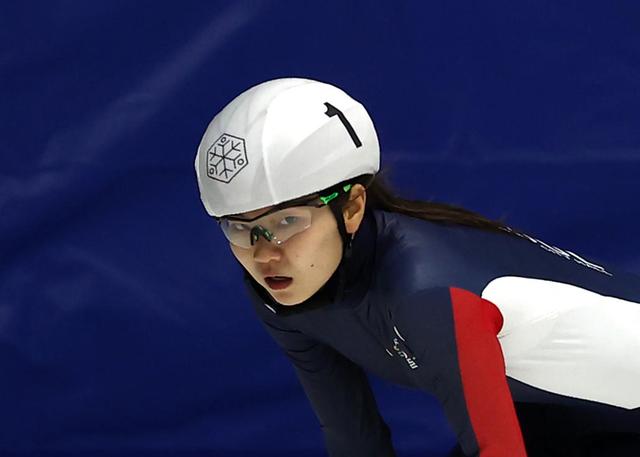 体坛连连看丨布兰特双响多特2-0斯图加特 巴黎1.5亿欧留姆巴佩2年？
