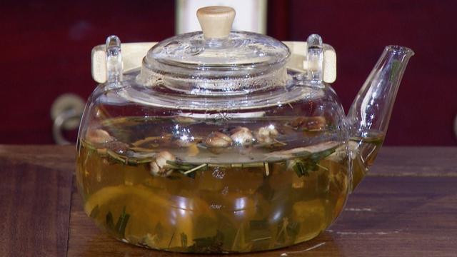 17:25《养生堂》播出《对证祛湿巧控糖》