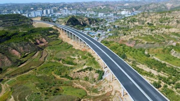 建筑精品工程展中兴风采