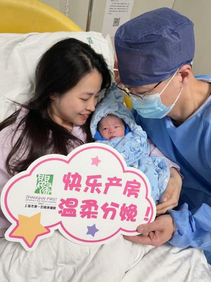 可爱萌宝欢乐合集（都是二宝都是小公主）(2)