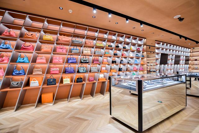 36Kr独家制作中国版Farfetch “胖虎PONHU”完成C轮融资4500万美元 GMV 2021年达到30亿人民币