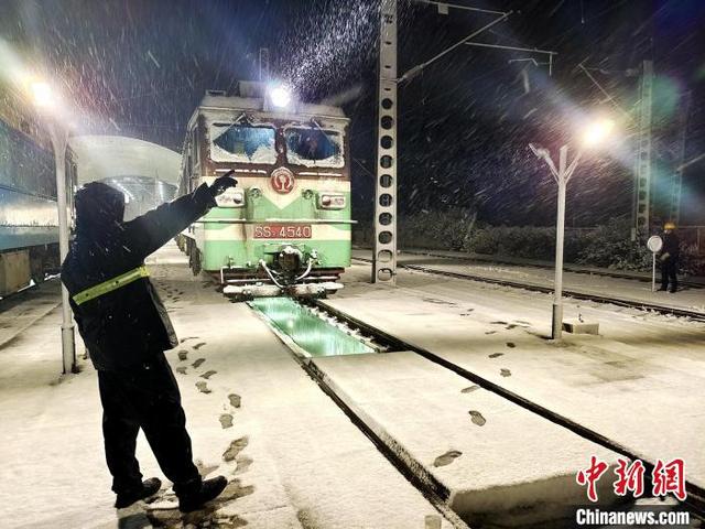 山启制砂机配件